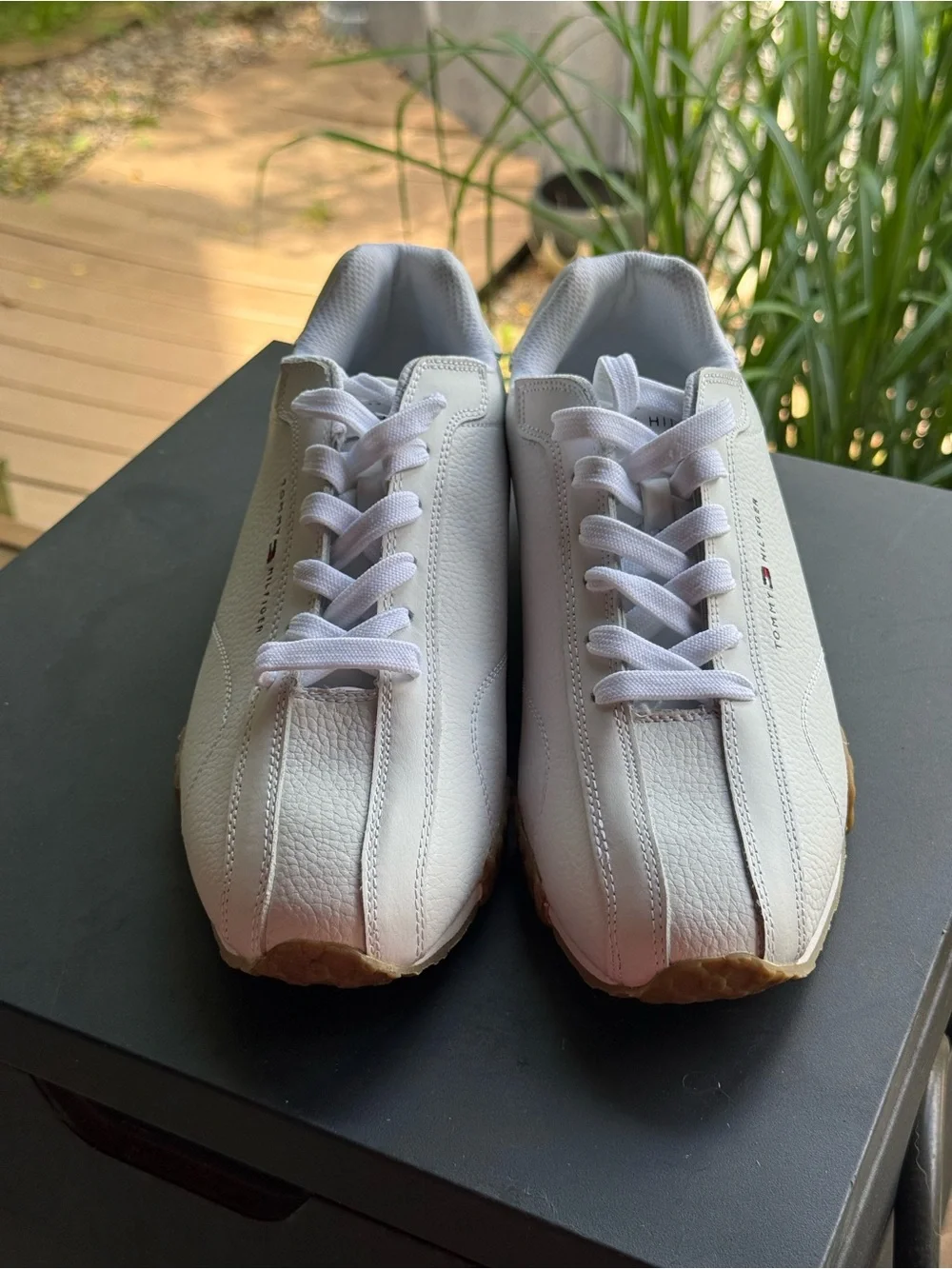 Tommy Hilfiger White Leather Low-Top Sneakers with Gum Outsole